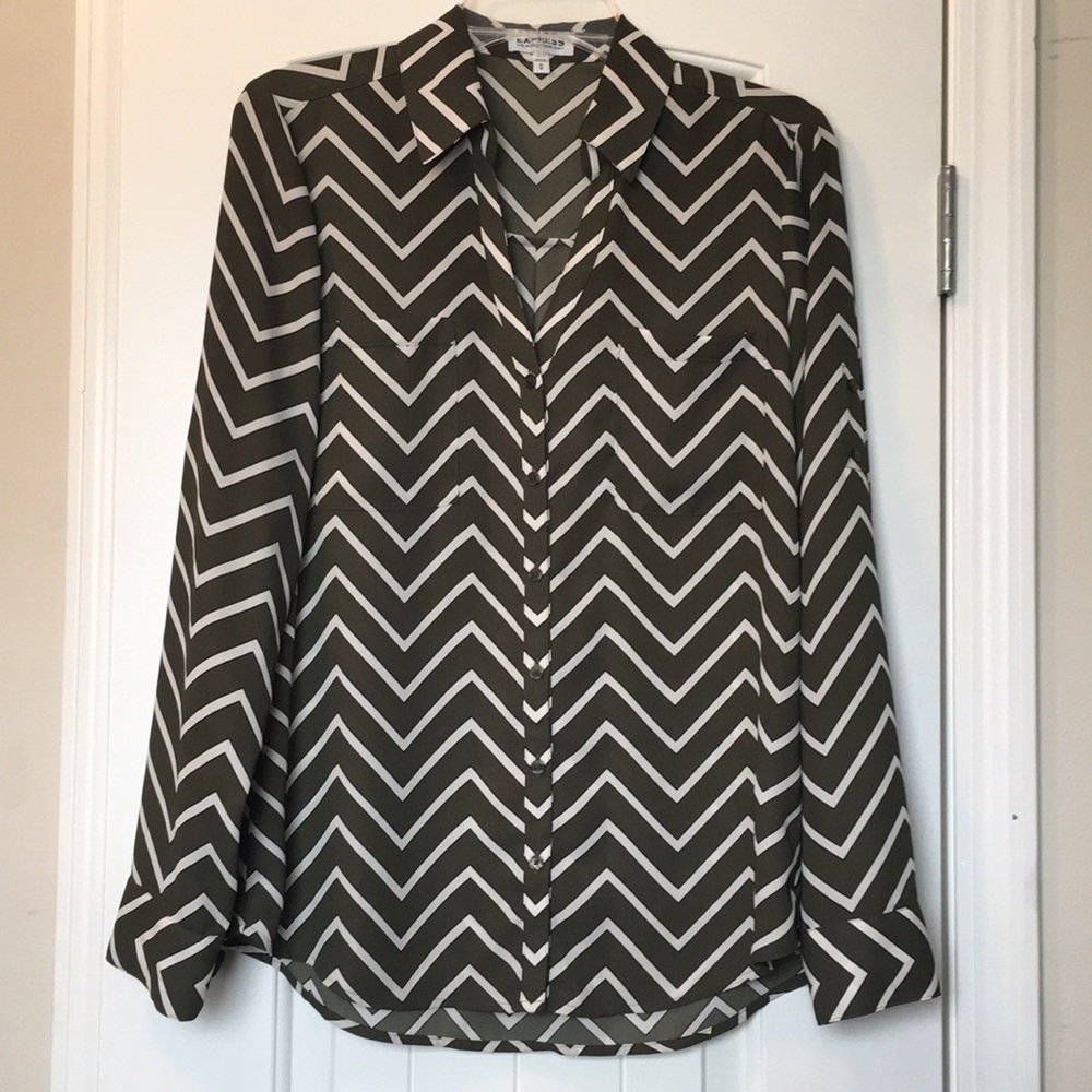 Green Chevron Express Button Up